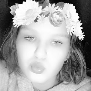 Meet your Posher, Katrina